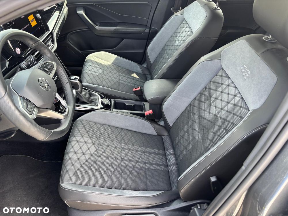 Volkswagen T-Roc - 26