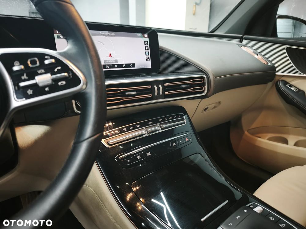 Mercedes-Benz EQC 400 4-Matic - 9