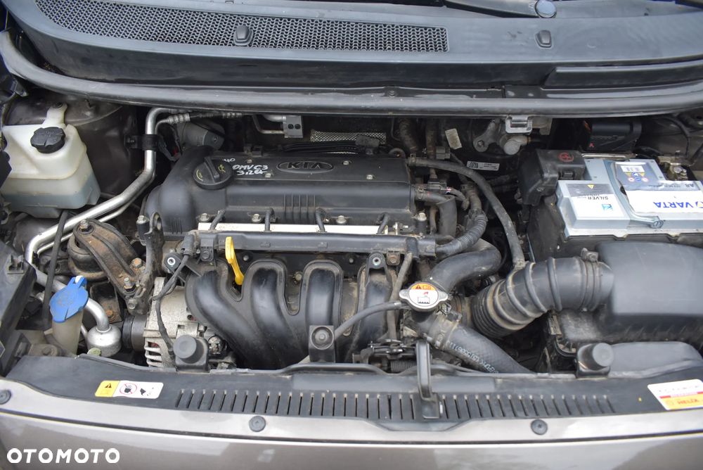 Kia Venga 1.4 CVVT ISG Vision - 31