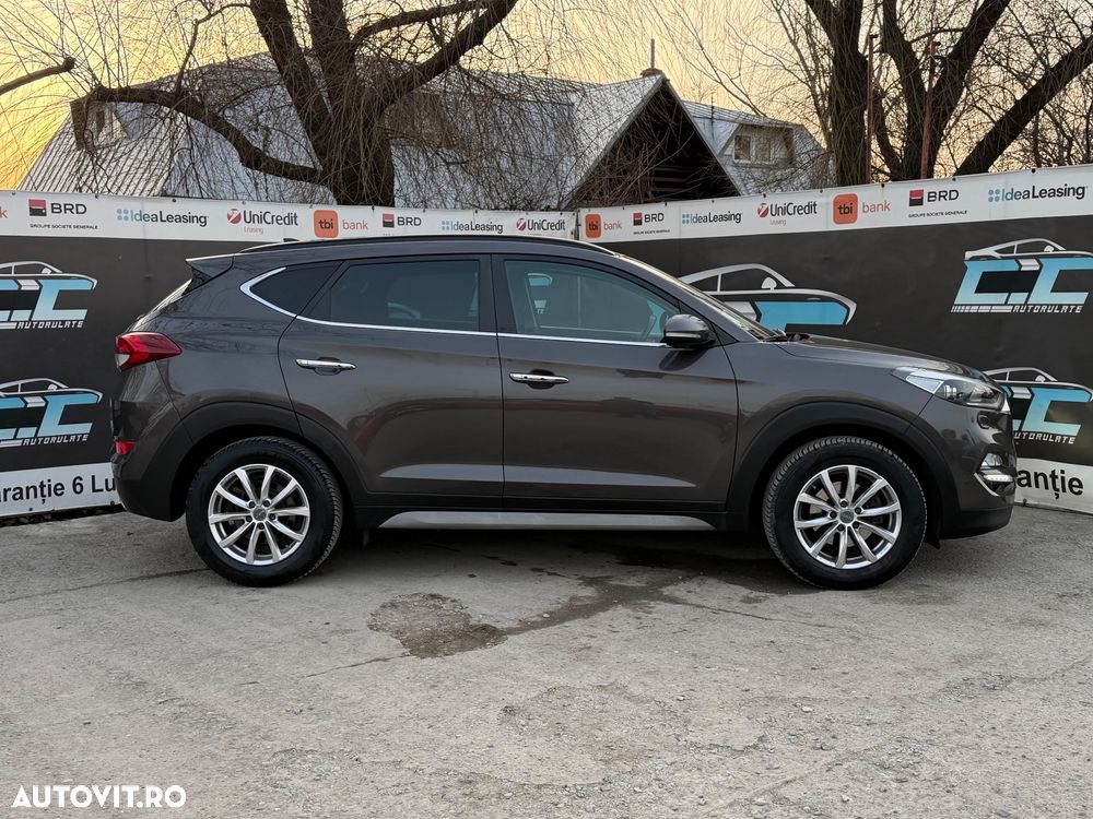 Hyundai Tucson 2.0 CRDI 4WD 6AT Style - 34