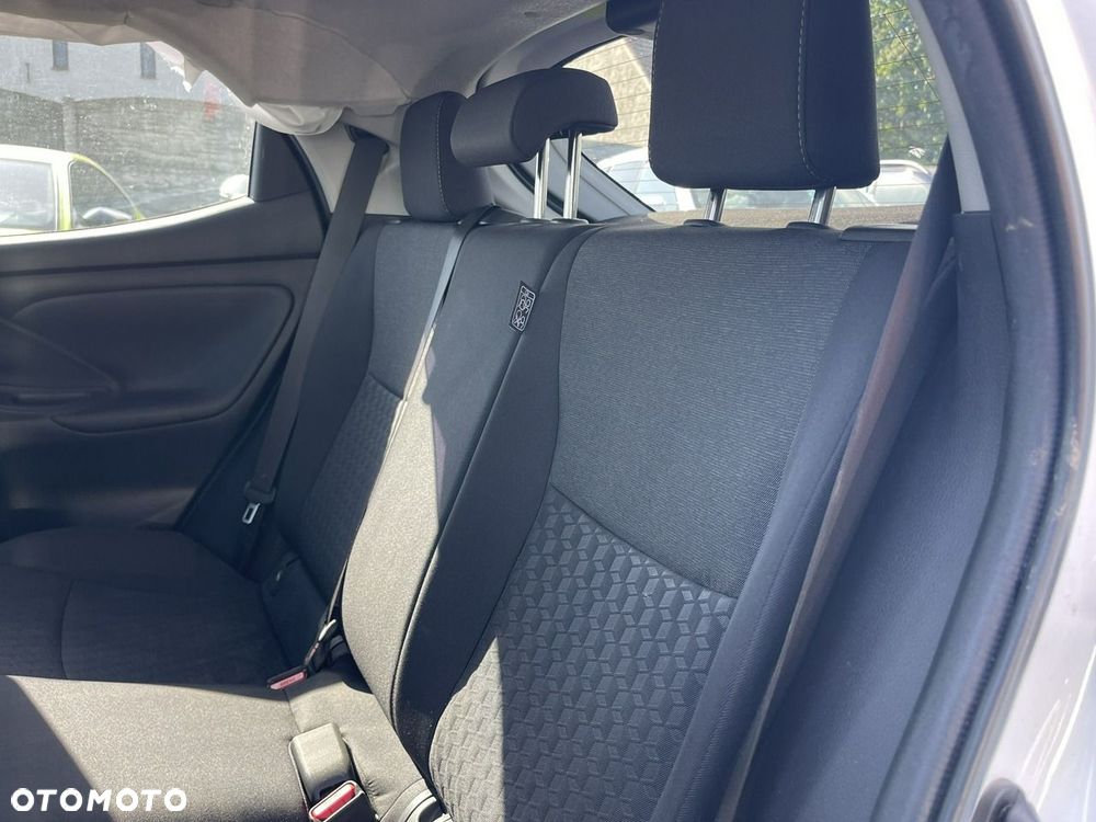 Toyota Yaris 1.5 Comfort - 13