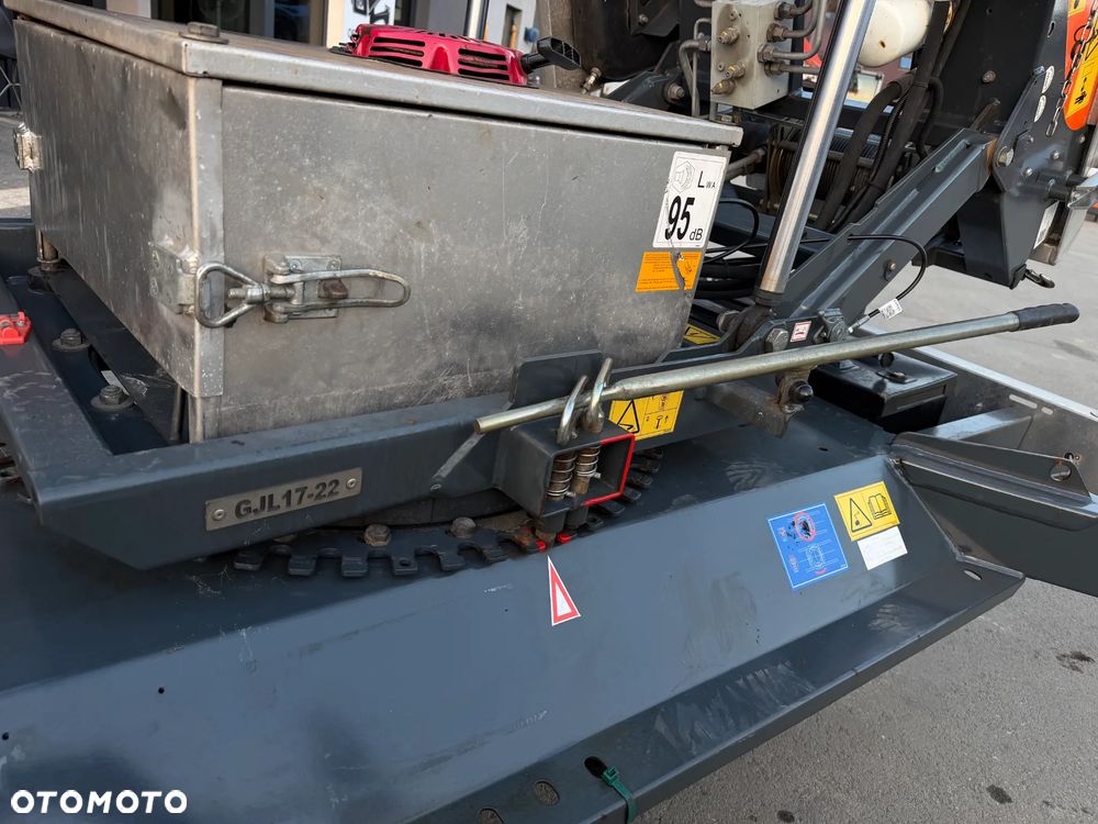 Paus Easy Big 25WH Drabina Dekarska w pełni Hydrauliczna 26 metrów. Obrotowa. 2018rok. Jak Nówka z salonu. praktycznie zerowy przebieg! Odpala na kluczyk. Silnik Honda. Serwisy w Dekra do Końca. Sprowadzona z Komuny Norweskiej. Wielka Okazja. Dokumenty do rejestracji. Dodatkowe sterowanie z góry. Nowy model - 8