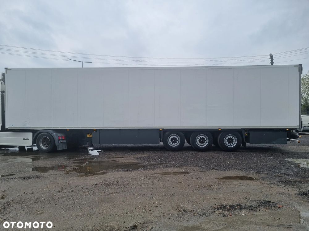 Schmitz Cargobull SCB*S3B - 12