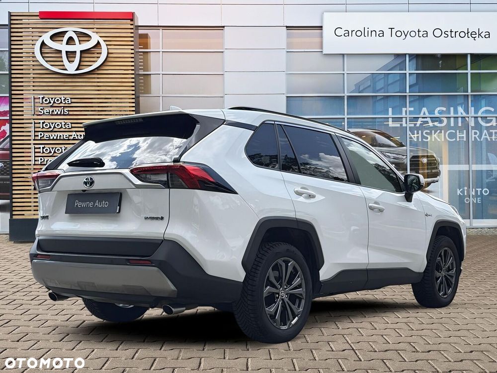Toyota RAV4 - 5