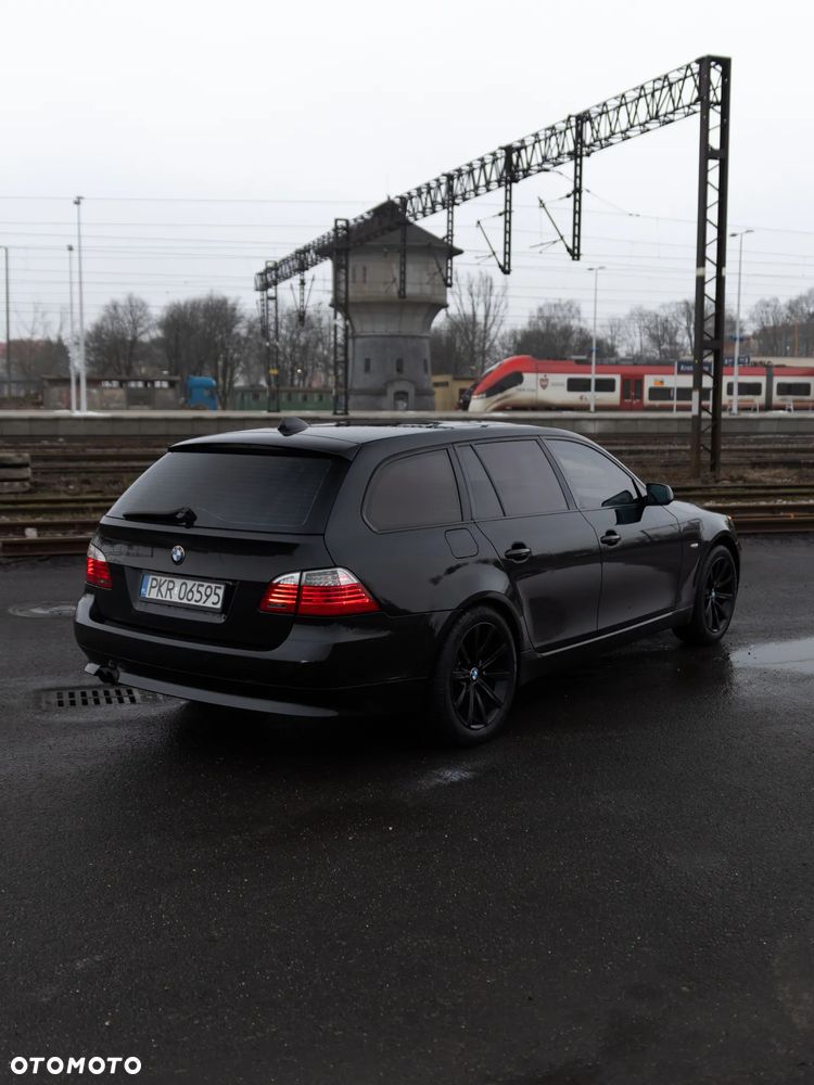 BMW Seria 5 - 12