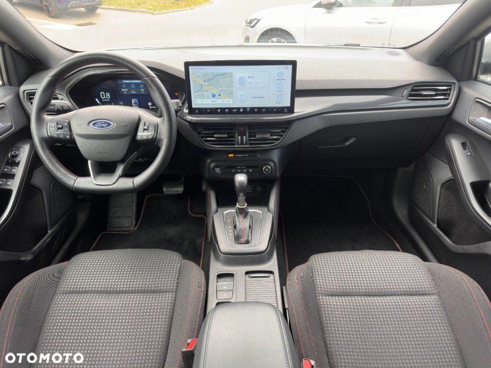 Ford Focus - 25