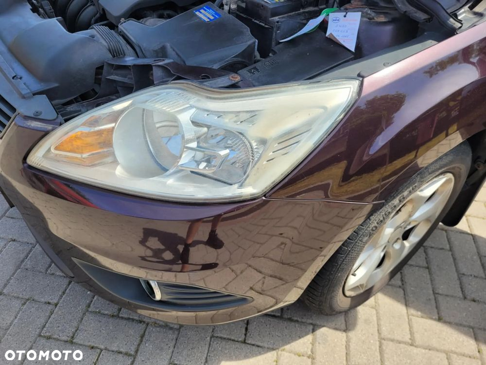Ford Focus 1.8 Style - 12