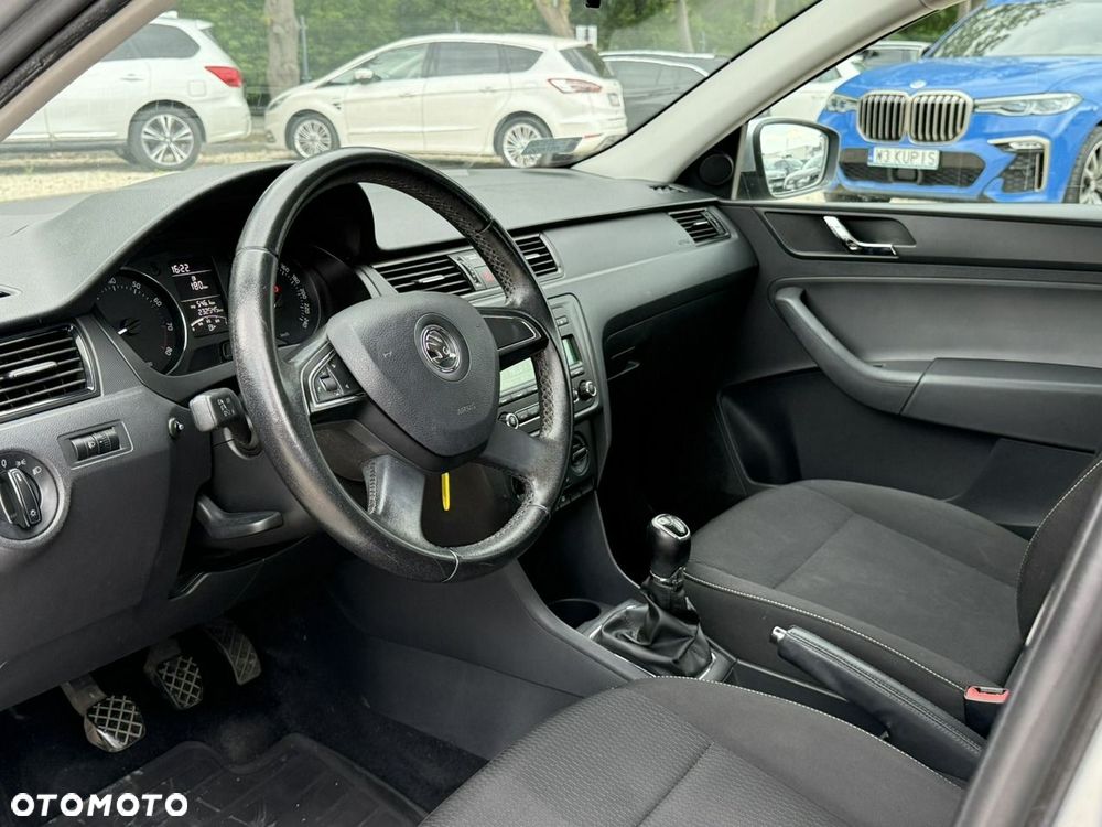 Skoda RAPID - 10