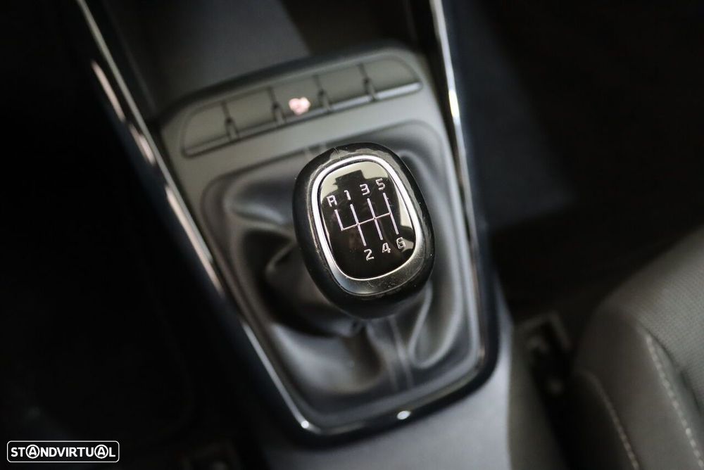 Kia Rio 1.0 T-GDi Move - 28