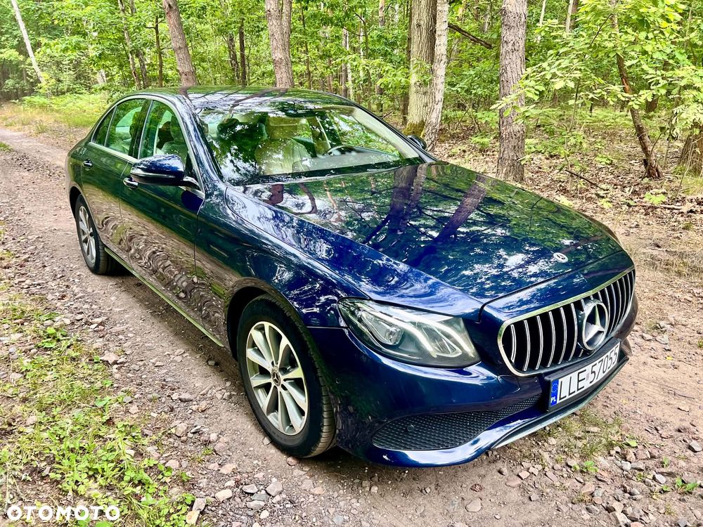 Mercedes-Benz Klasa E 220 d 4-Matic Business Edition 9G-TRONIC - 8