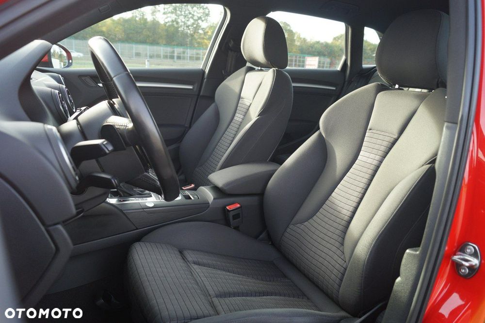 Audi A3 Sportback - 13