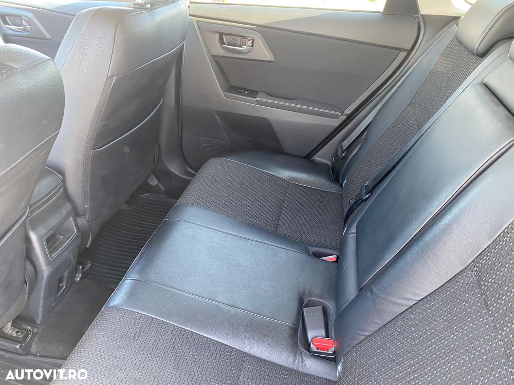 Toyota Auris 1.4 D-4D Comfort - 10