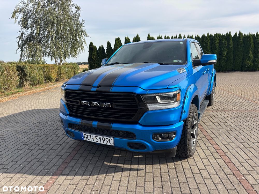 Dodge RAM 5.7 4x4 - 1