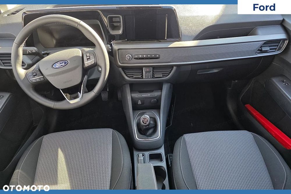 Ford Transit Courier - 8