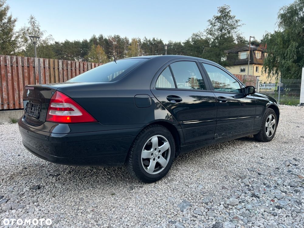Mercedes-Benz Klasa C 180 Kompressor Classic - 5