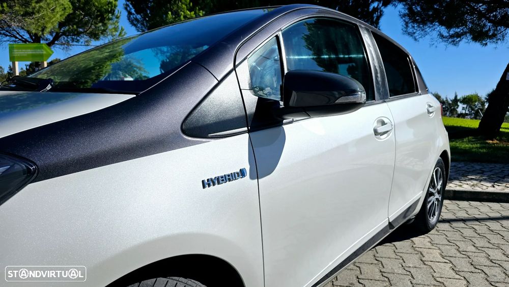 Toyota Yaris 1.5 HSD 20 Anos - 20