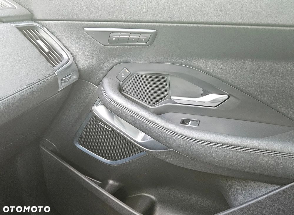 Jaguar E-Pace 2.0 i4P AWD SE - 22