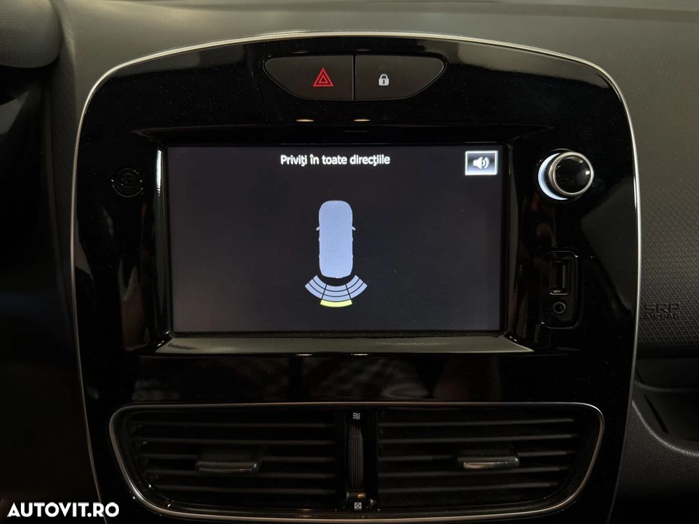Renault Clio - 19