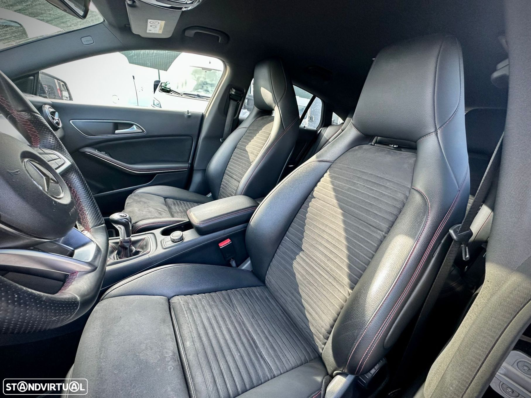 Mercedes-Benz CLA 180 - 12