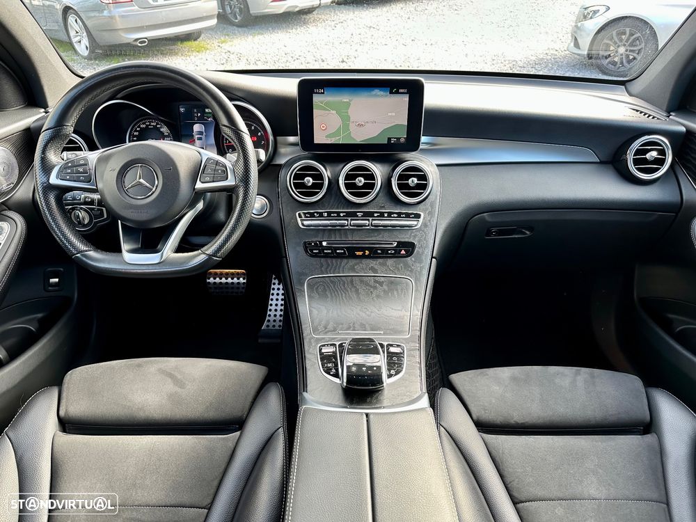 Mercedes-Benz GLC 300 e Coupe 4Matic 9G-TRONIC AMG Line - 9