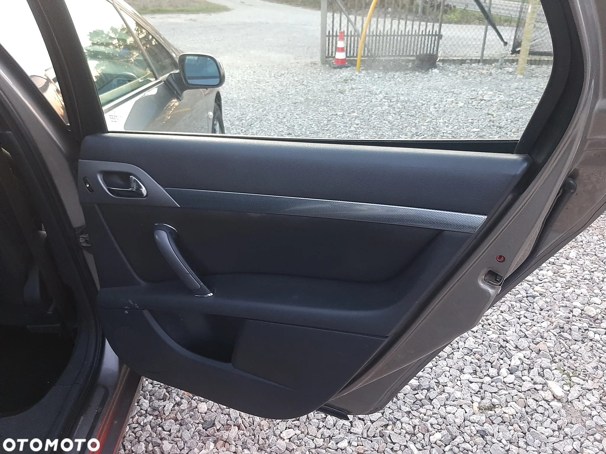 Peugeot 407 2.2 Platinum - 19
