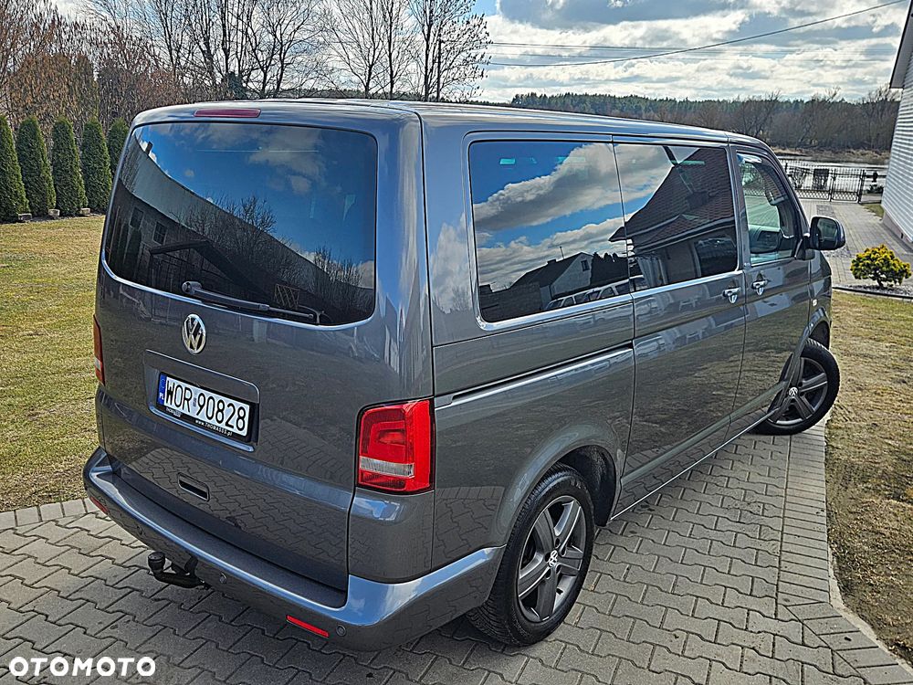 Volkswagen Multivan - 23
