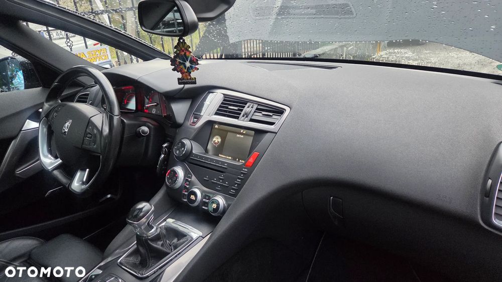 Citroën DS5 HDi 165 Business - 18