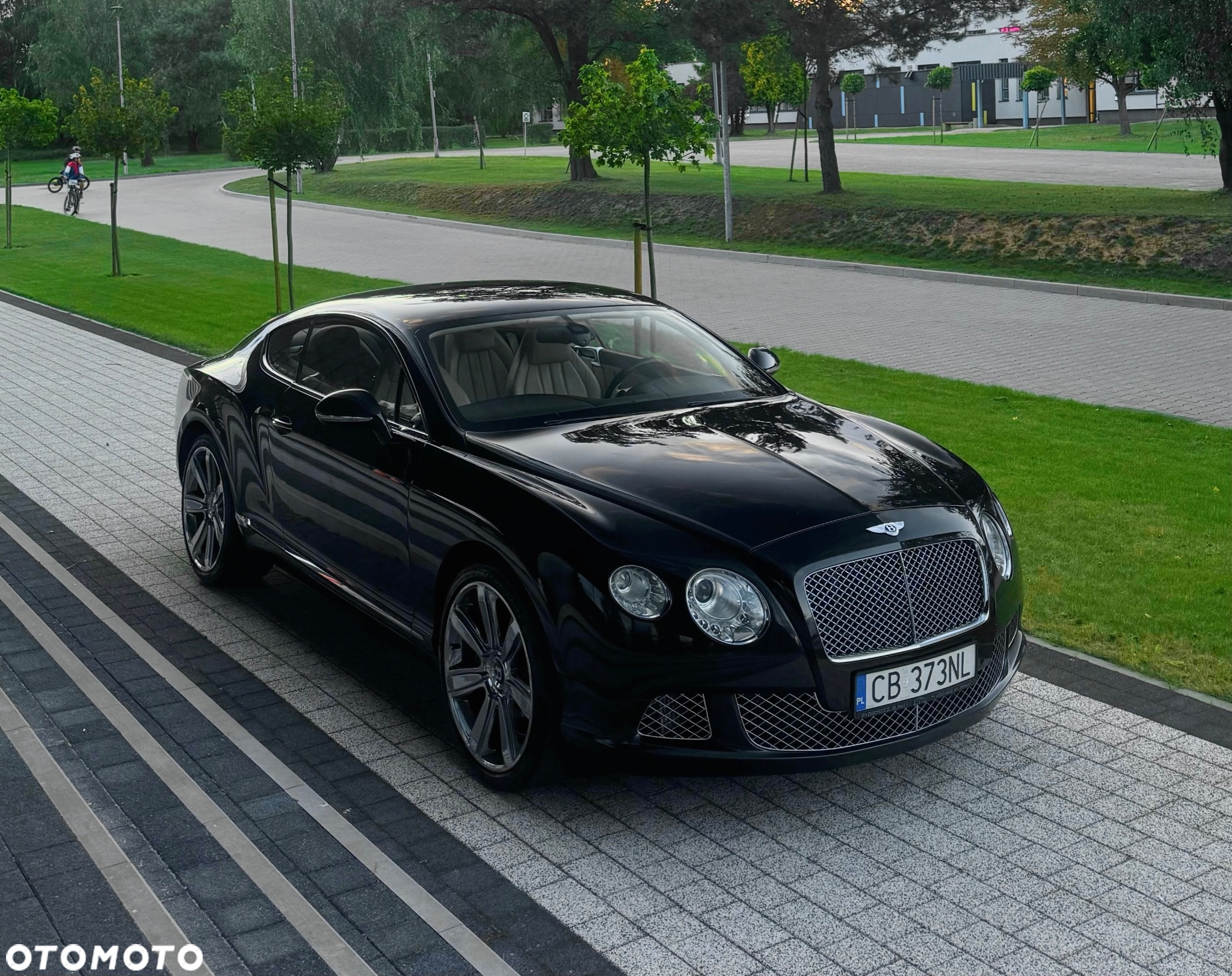 Bentley Continental GT W12 - 5