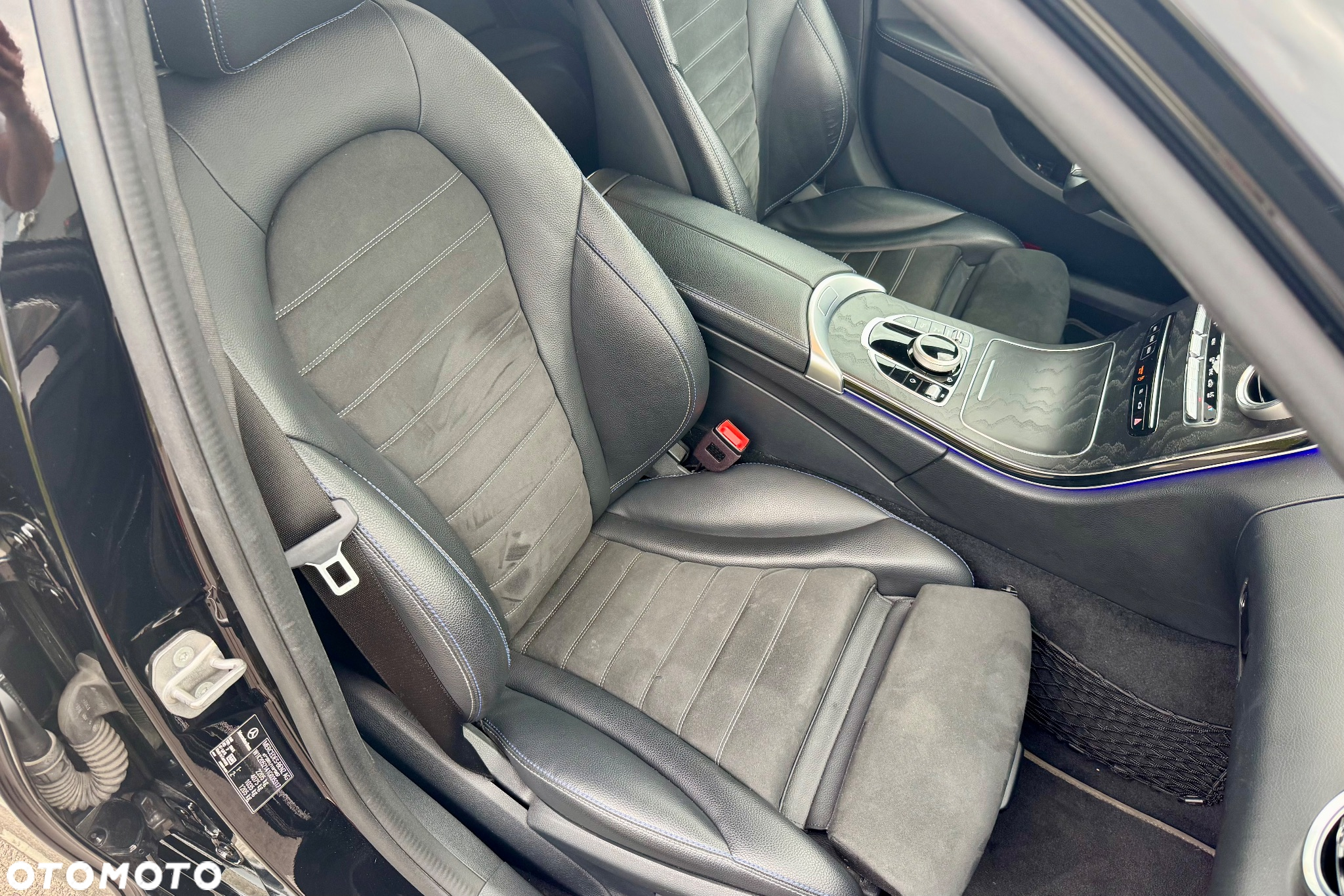 Mercedes-Benz Klasa C 220 d T 9G-TRONIC AMG Line - 26