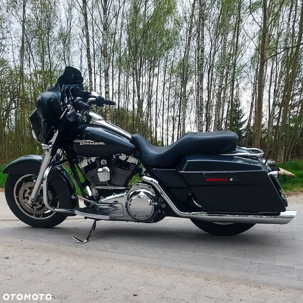 Harley-Davidson Touring Street Glide - 4