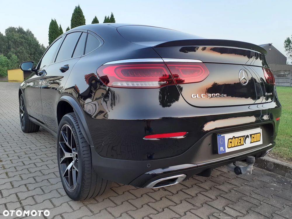 Mercedes-Benz GLC 300 de 4Matic 9G-TRONIC AMG Line - 3