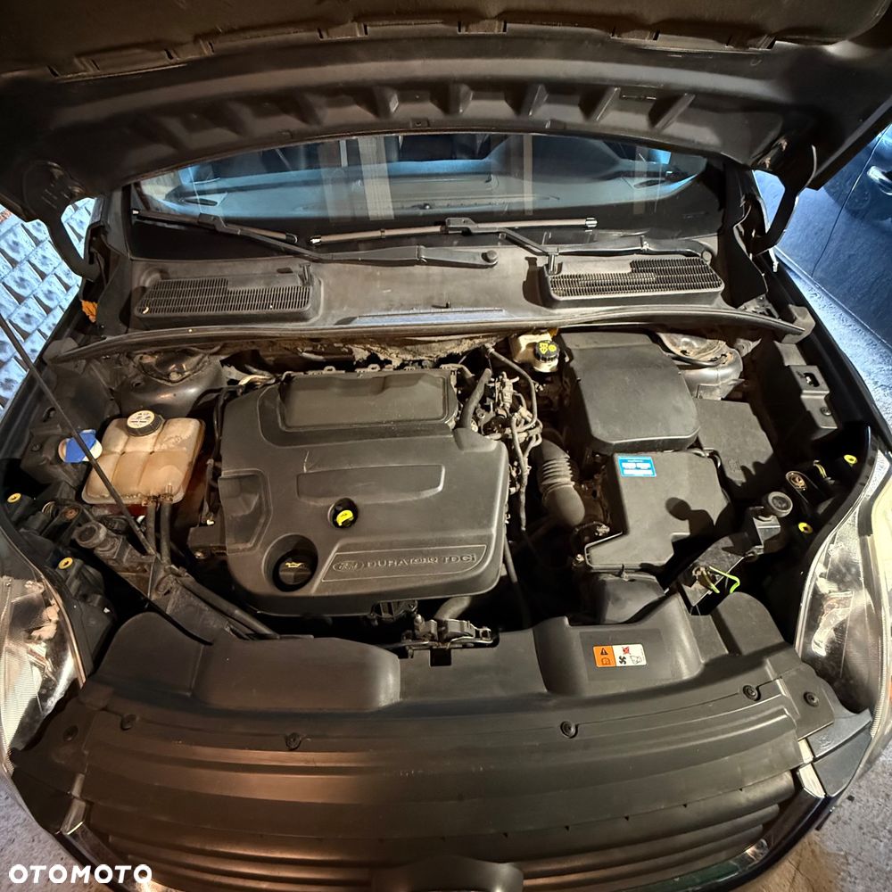 Ford Kuga - 14