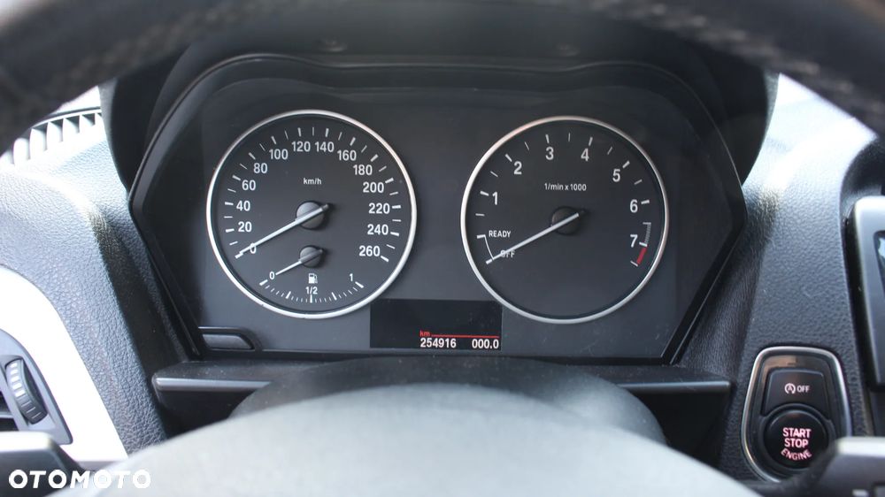 BMW Seria 1 116i - 12