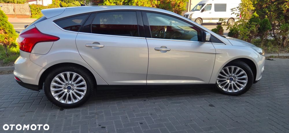 Ford Focus 1.6 EcoBoost Start-Stopp-System Titanium - 19