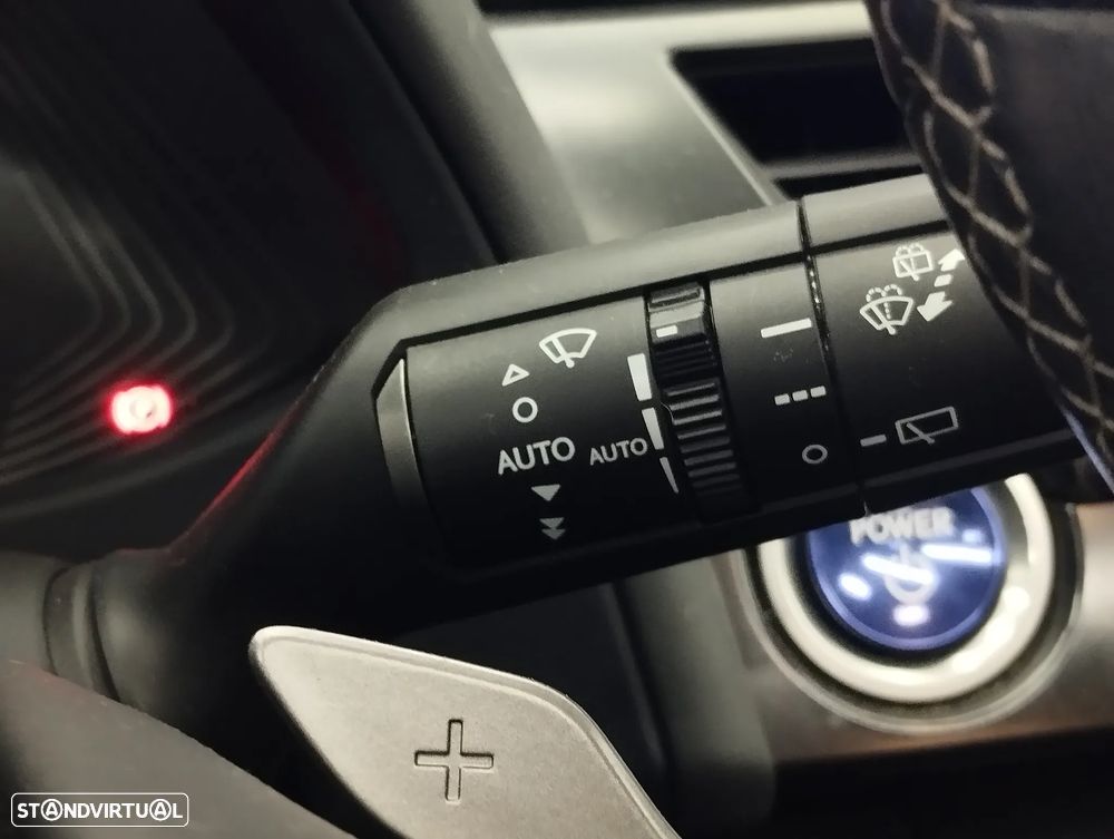 Lexus UX 300e Premium - 28