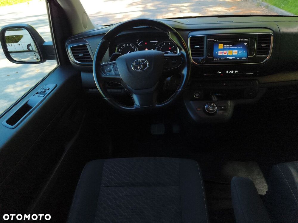Toyota Proace Verso 2.0 D4-D Medium Family - 17