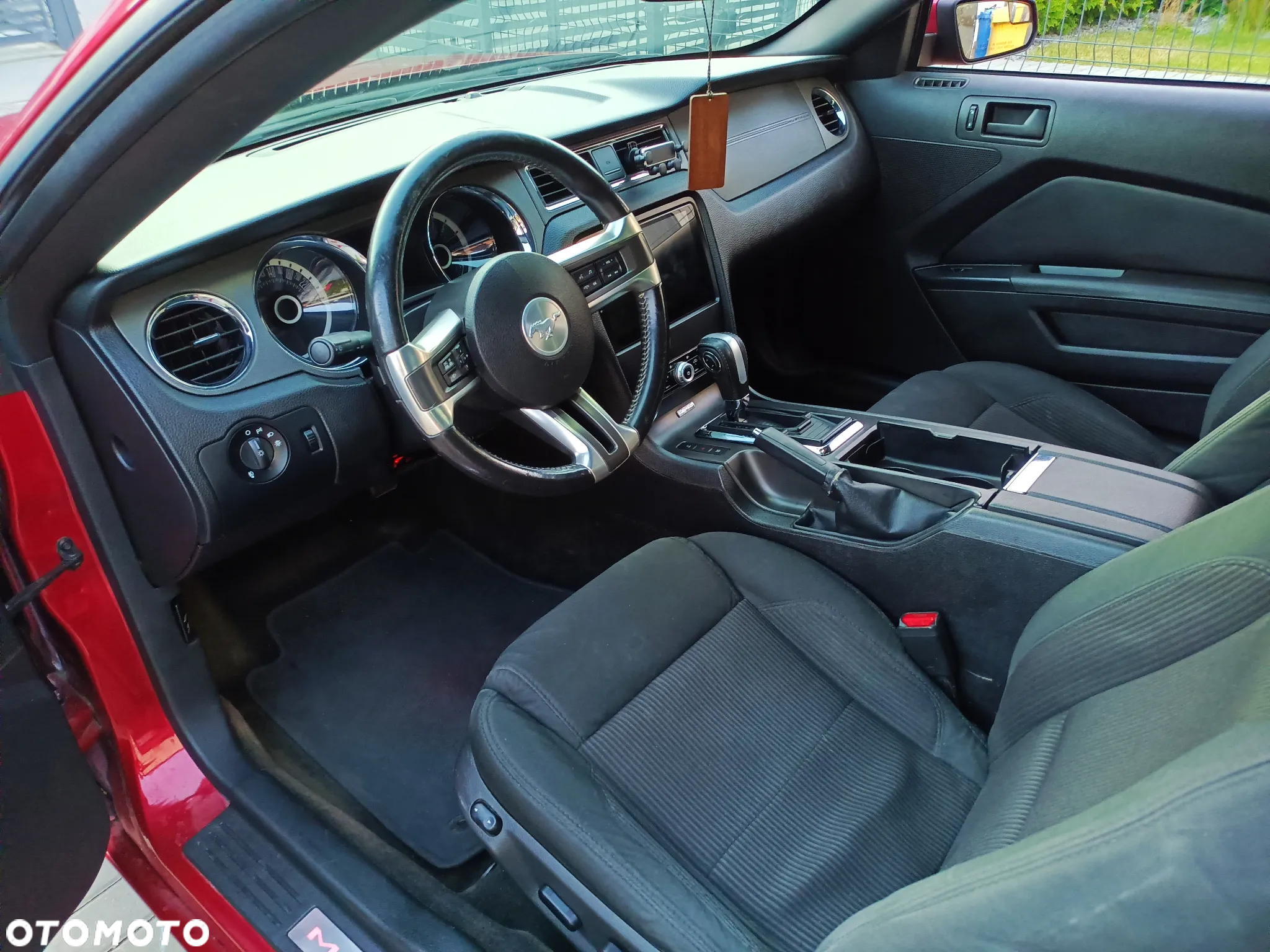 Ford Mustang 3.7 V6 Premium - 22
