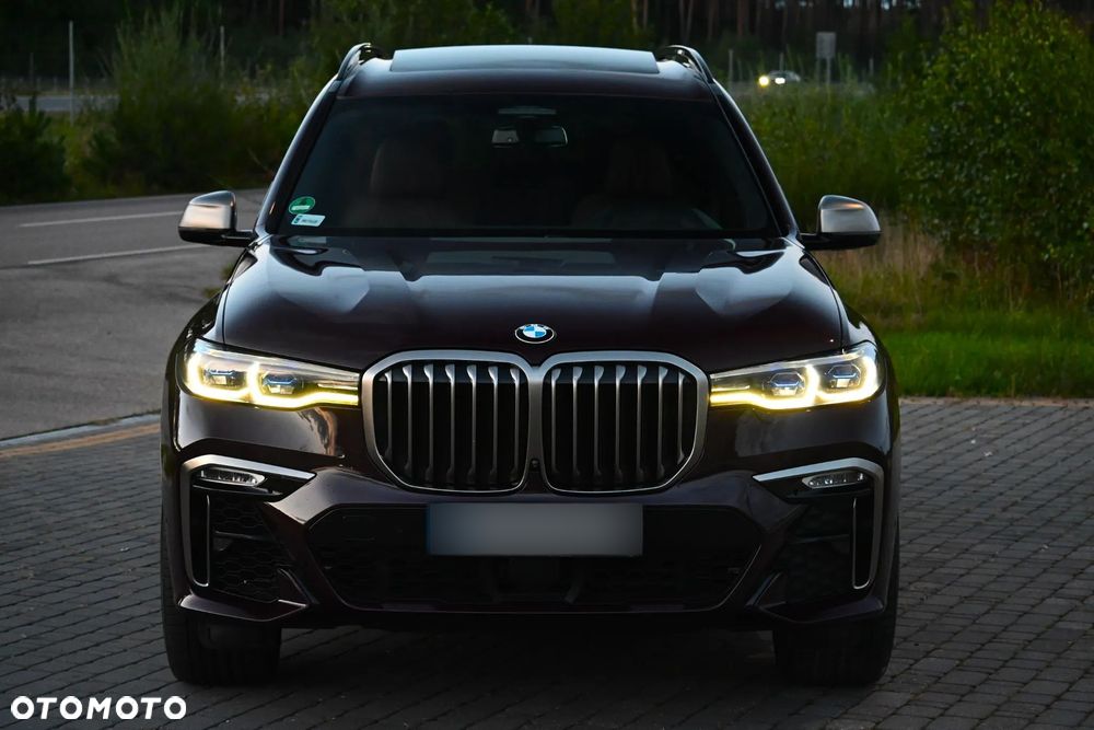 BMW X7 M50i sport - 4