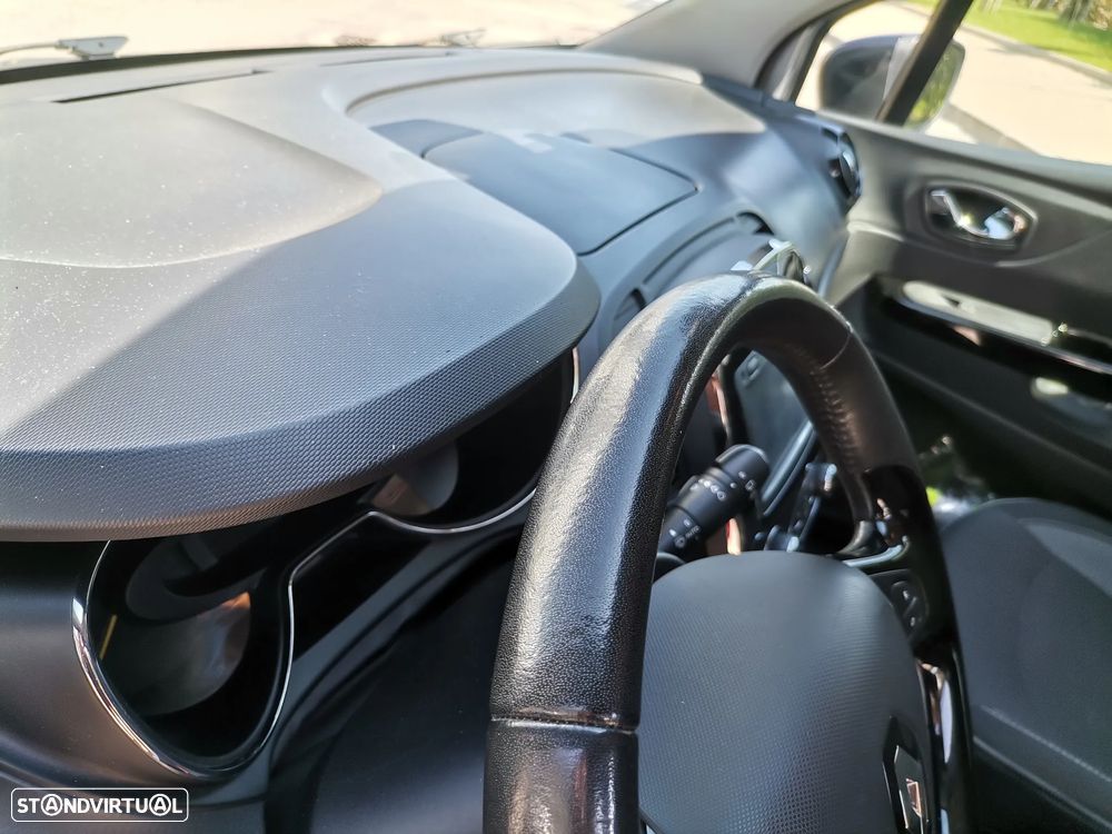 Renault Captur 1.5 dCi Exclusive EDC - 8