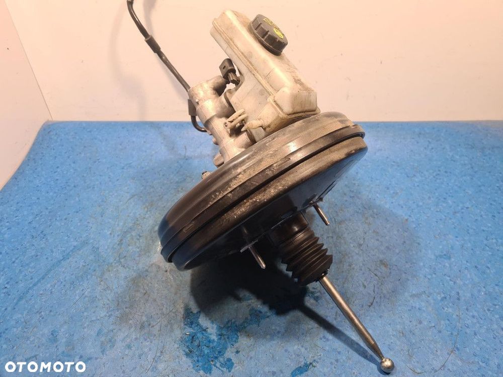 VOLKSWAGEN PASSAT B8 SERWO HAMULCOWE 3Q1614105 CUAA - 2