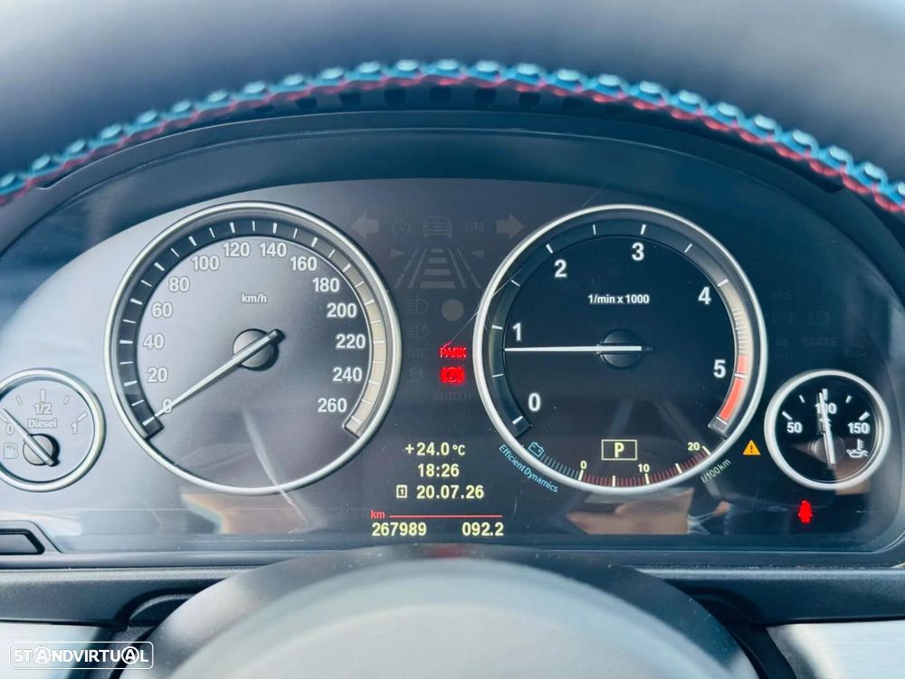 BMW 520 d Pack M Auto - 27