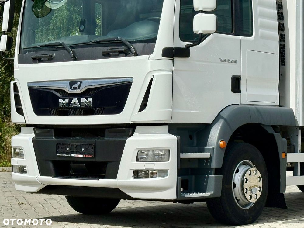 MAN TGM 12.250 / TGL / IZOTERMA / WINDA / 18 EUROPALET / SYPIALKA / AUTOMAT / 2018 ROK - 12