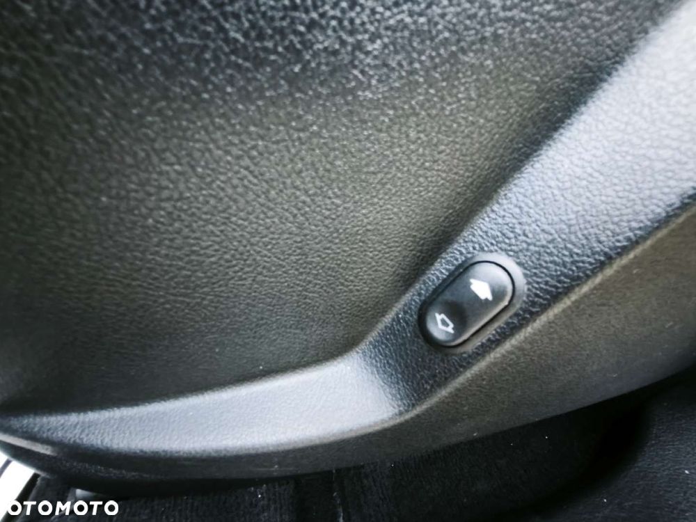 Ford S-Max - 14