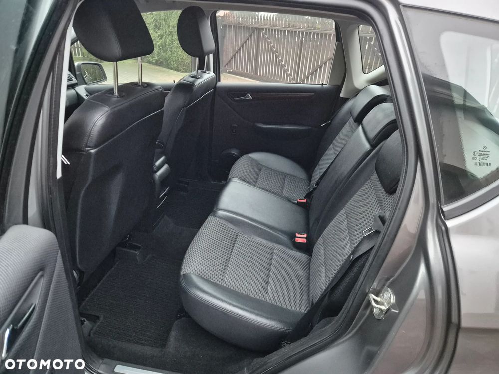 Mercedes-Benz Klasa A 150 BlueEFFICIENCY Elegance - 16