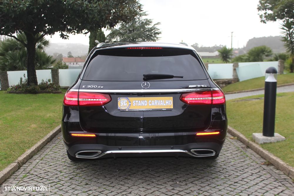 Mercedes-Benz E 300 de AMG Line - 4
