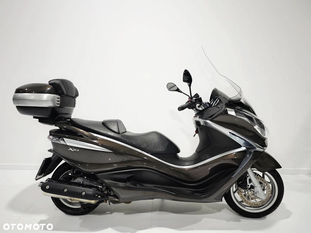 Piaggio X10 - 1