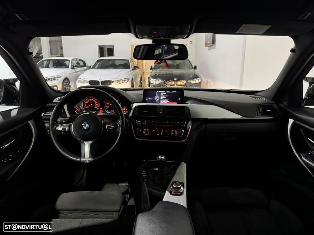 BMW 320 d Pack M - 40