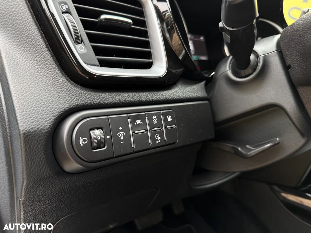 Kia Ceed 1.6 GDI DCT OPF Vision - 16