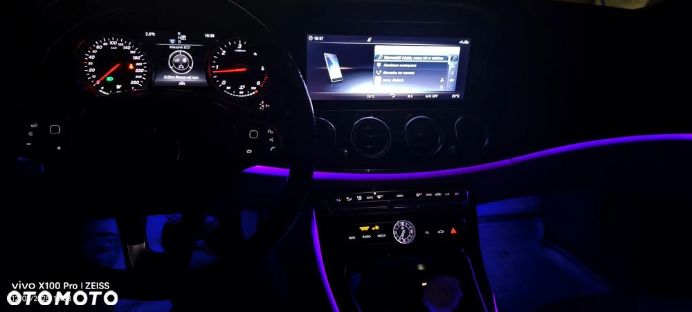 Mercedes-Benz Klasa E 220 d 4Matic 9G-TRONIC Avantgarde - 15