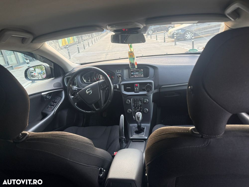 Volvo V40 D2 - 7